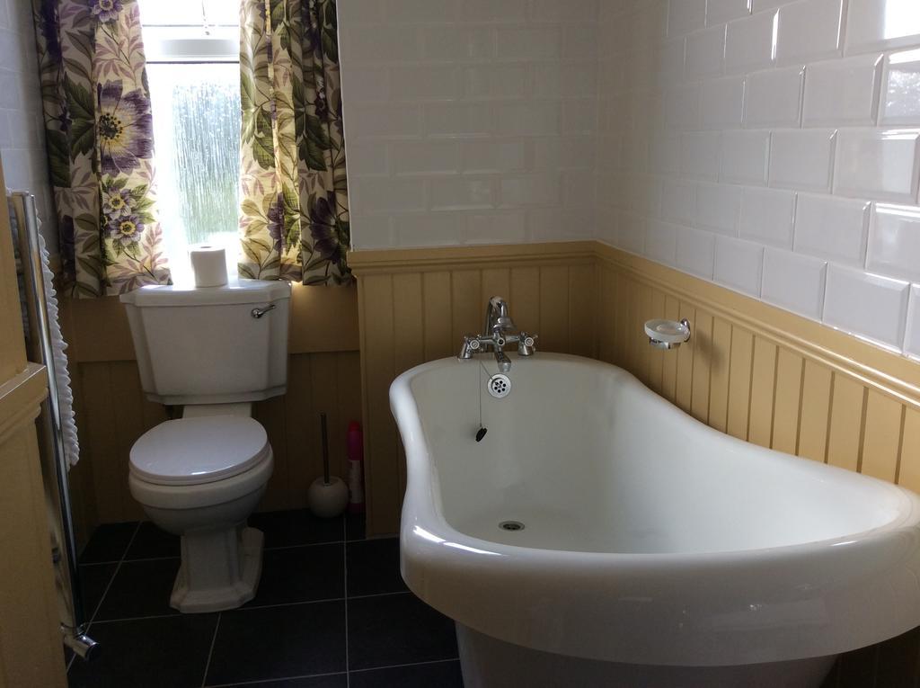 The Coach House Bed & Breakfast Dawlish Ngoại thất bức ảnh